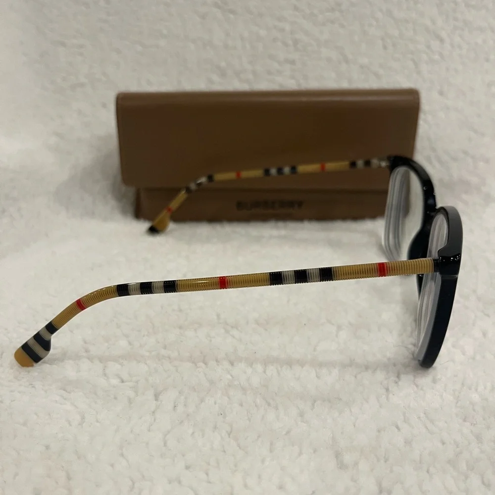 Burberry Eyeglasses -BE2367 LOUISE - Picture 4 of 4